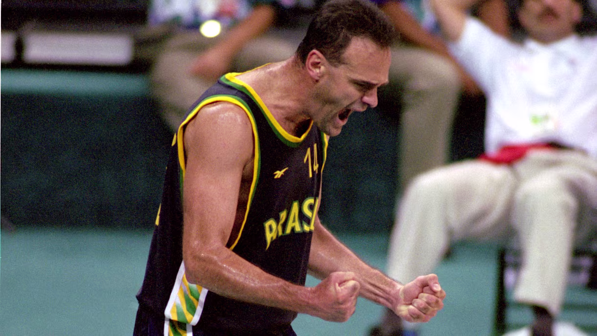 Oscar Schmidt maior cestinha em Olimpíadas
Hall da Fama do COB
